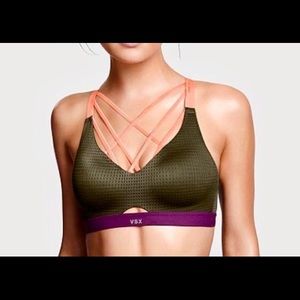 Victoria’s Secret VSX Strappy Sports Bra 34C